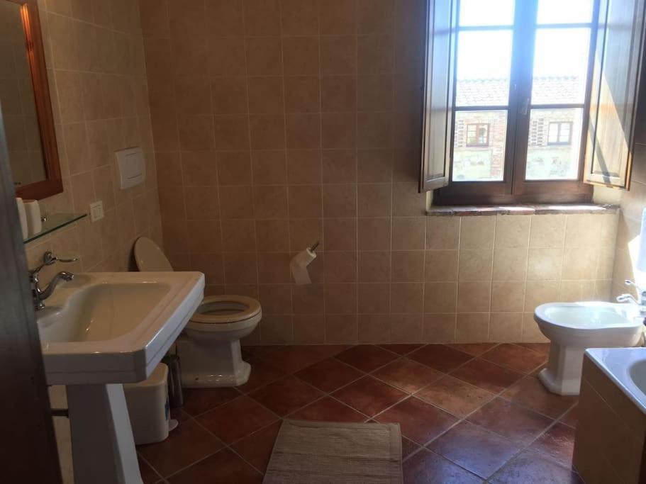 Cozy Home In Countryside Asciano Siena -Renovated! エクステリア 写真